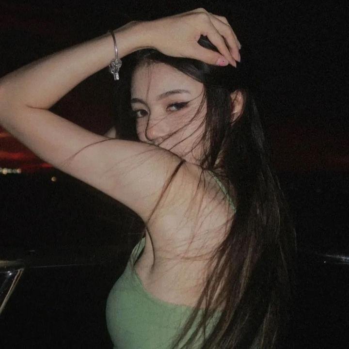 甜蜜的艾玛，亲爱的芭比 海报